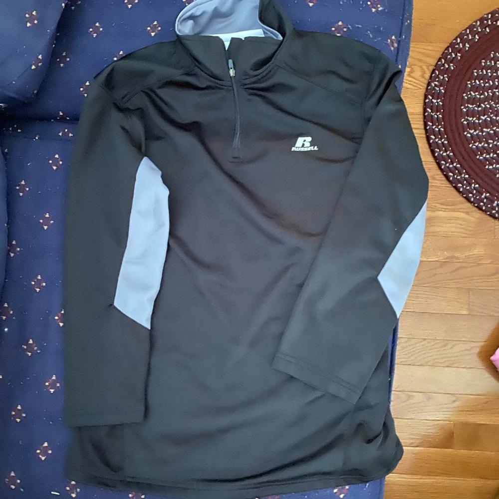 Boy’s Russell athletic half zip shirt, black 10 12